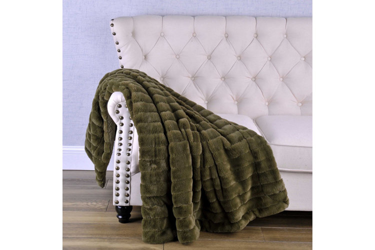 what-is-a-sherpa-blanket-sherpa-vs-fleece-wayfair